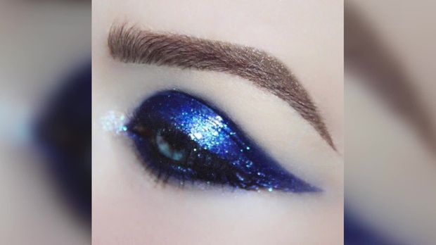 Vergiss Smokey Eyes Blau Ist Wieder In