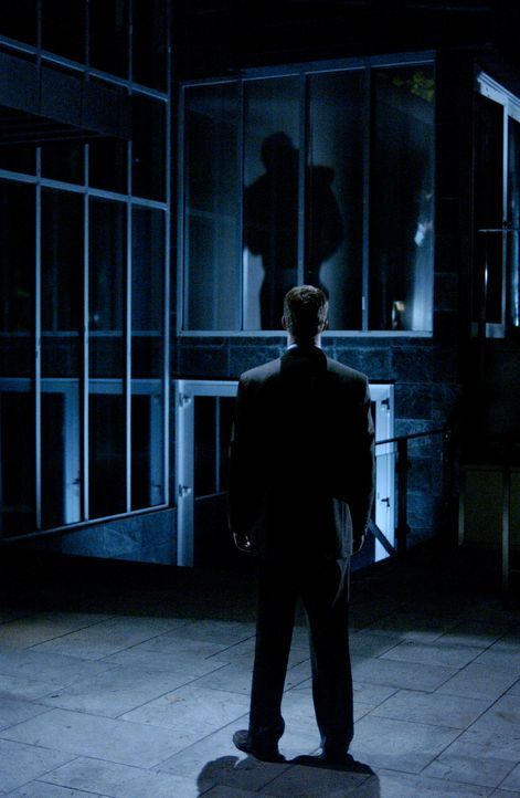 Das Böse ist immer und überall: Walker (Colin Ferguson) auf einsamen Feldzug ... - Bildquelle: CBS Studios International. All rights reserved.