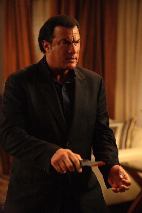 Fackelt nicht lange rum: Detective Jacob King (Steven Seagal) ... - Bildquelle: Nu Image