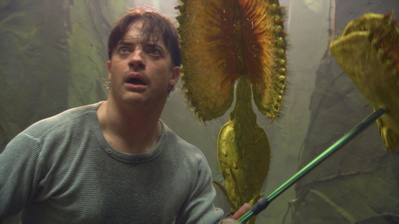 Muss sich mit fleischfressenden Pflanzen herumschlagen: Vulkanologe Trevor (Brendan Fraser) ... - Bildquelle: 2007 New Line Productions, Inc. and Walden Media, LLC.