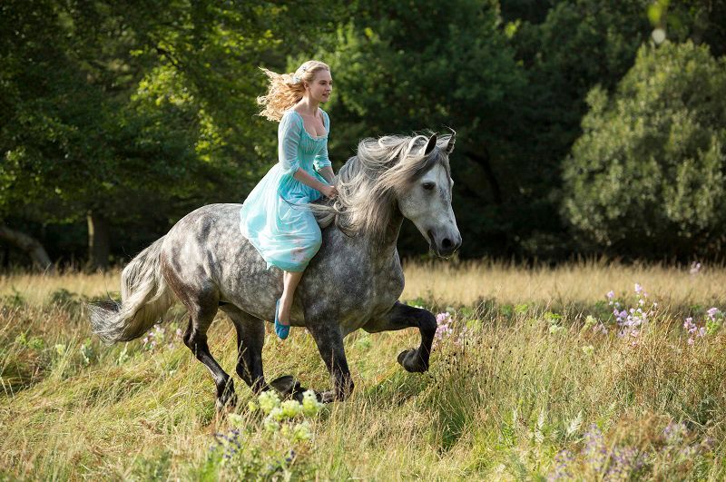 Cinderella_1-2014-Disney-Enterprises-Inc - Bildquelle: Â©Disney Enterprises, Inc. All Rights Reserved.