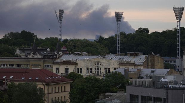 Kiew: Mehrere Raketenangriffe auf Hauptstadt und Vorort