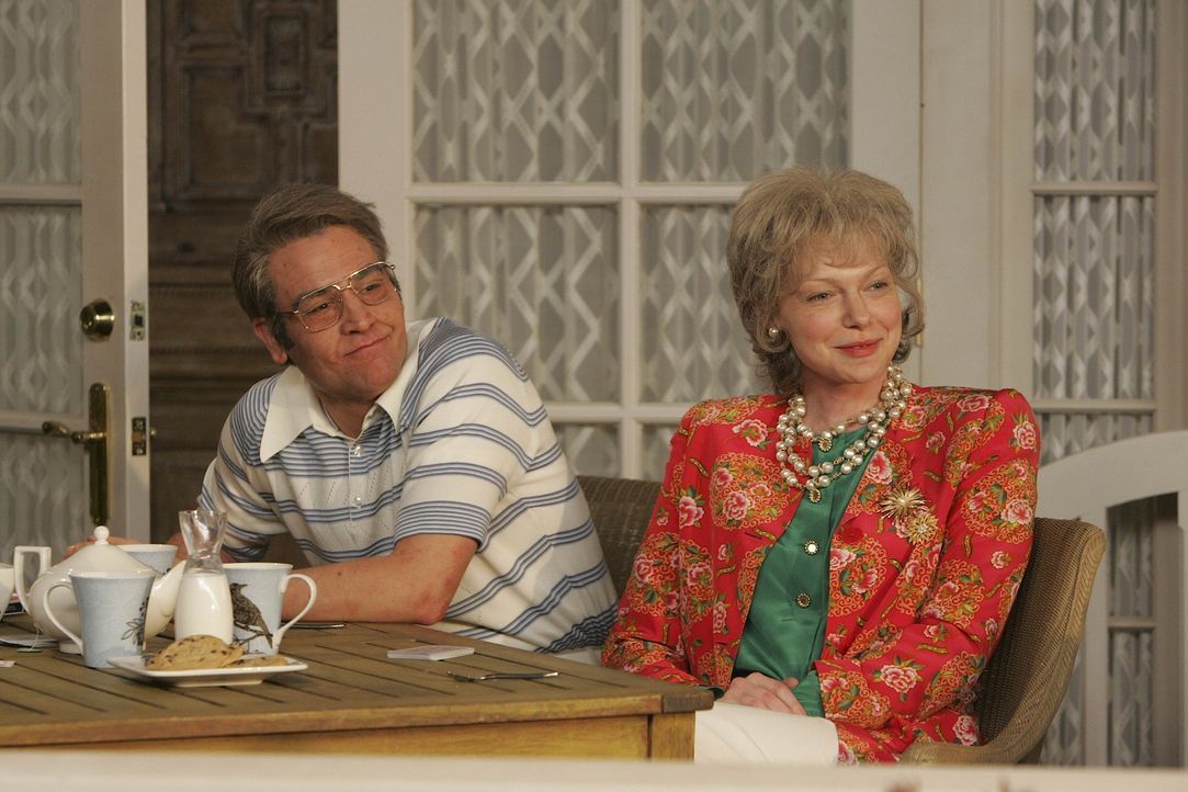 Ted (Josh Radnor, l.) und Karen (Laura Prepon, r.) als Rentner gemeinsam Bridge spielend auf der Veranda? Nein, danke! - Bildquelle: 20th Century Fox International Television