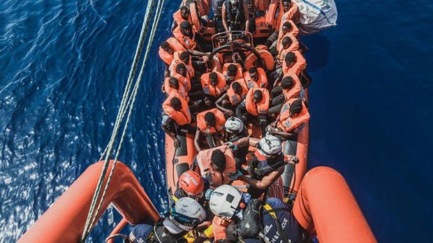 Seenotretter dürfen in Italien anlegen