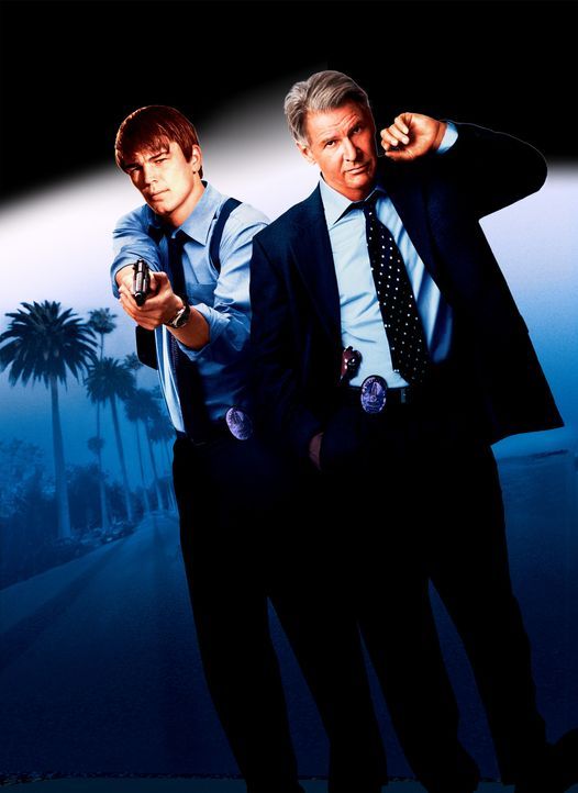 Hollywood Cops mit Josh Hartnett ( l. ) und Harrison Ford (r.) - Bildquelle: 2003 Sony Pictures Television International. All Rights Reserved.