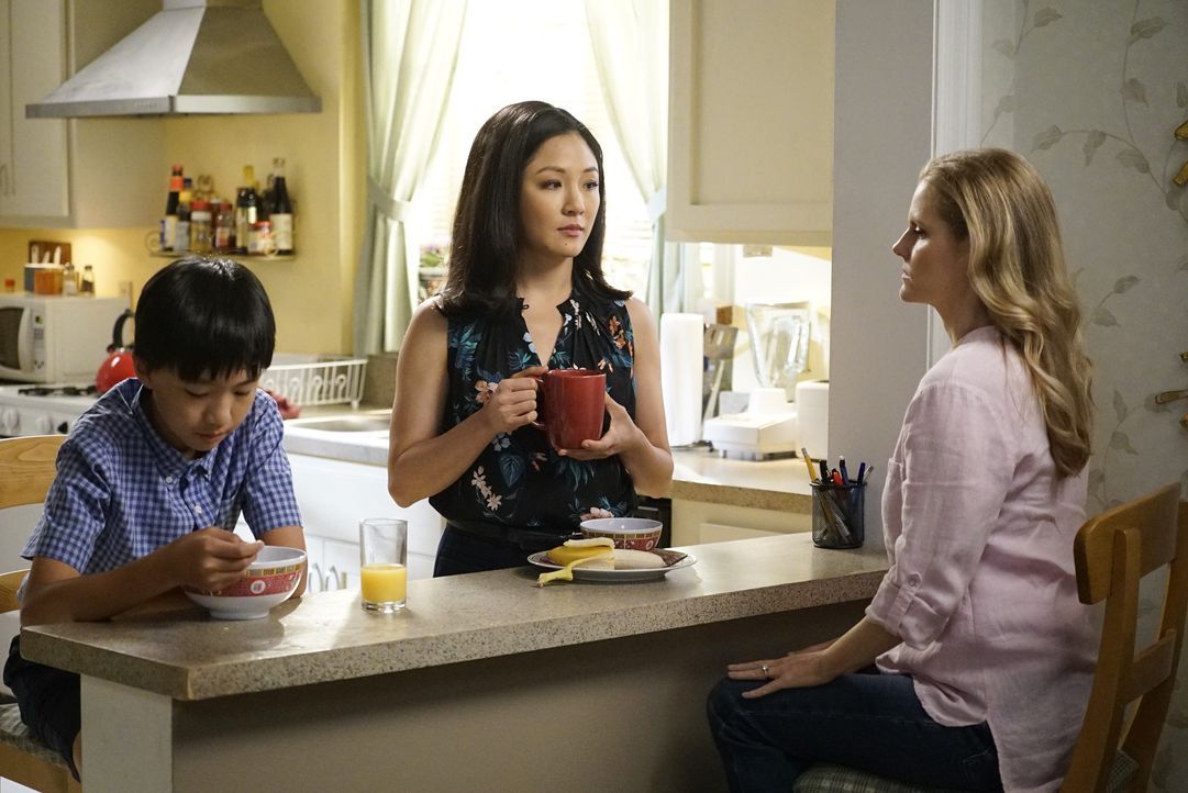(v.l.n.r.) Evan (Ian Chen); Jessica (Constance Wu); Honey (Chelsey Crisp) - Bildquelle: Kelsey McNeal © 2019-2020 American Broadcasting Companies.  All rights reserved. / Kelsey McNeal