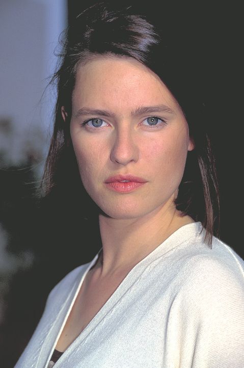 Die blinde Mascha Reinhard (Nina Kronjäger) ist trotz ihrer Behinderung durchaus in der Lage, ihren Alltag selbstständig zu meistern. Doch eines T... - Bildquelle: ProSieben