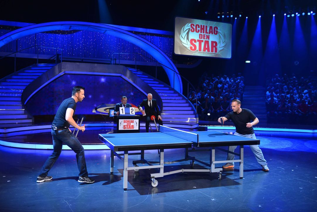Bei "Schlag den Star" treten wieder Prominente gegeneinander an. Doch wer wird das Rennen machen - Michael Wendler (l.) oder Axel Stein (r.)? - Bildquelle: Willi Weber ProSieben