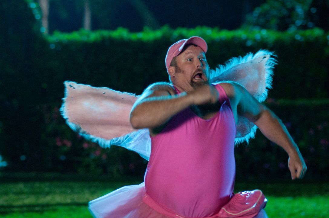 Im Wettlauf mit der Zeit: Larry (Larry the Cable Guy) bleiben nur zehn Tage, um Brooks Hochzeit mit einem schleimigen Politiker zu verhindern ... - Bildquelle: Jon Farmer 2011 Twentieth Century Fox Film Corporation and Walden Media, LLC. All rights reserved.