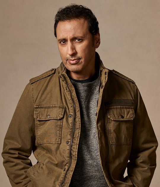 Ben Shakir (Aasif Mandvi)