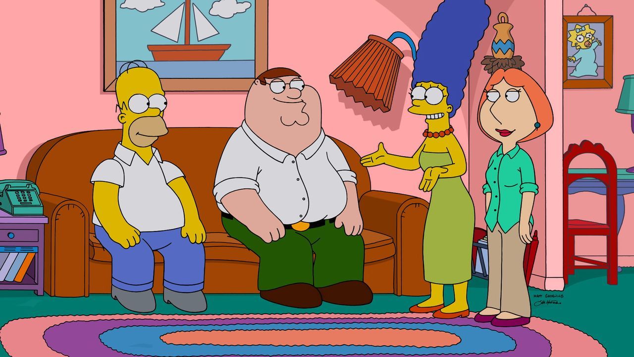 Endet die Zusammenkunft zwischen Homer (l.), Peter (2.v.l.), Marge (2.v.r.) und Lois (r.) im Streit, oder vertragen sich die Eheleute? - Bildquelle: 2015-2016 Fox and its related entities. All rights reserved.