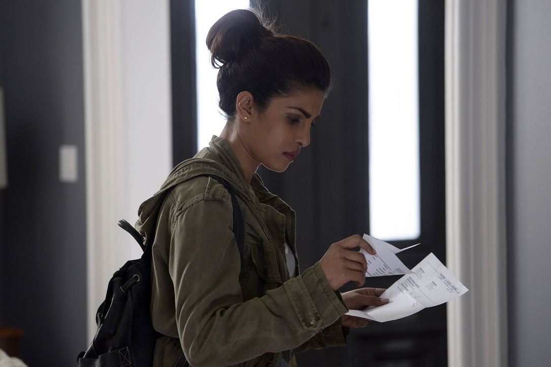Ist weiter auf der Flucht: Alex (Priyanka Chopra) ... - Bildquelle: 2015 ABC Studios
