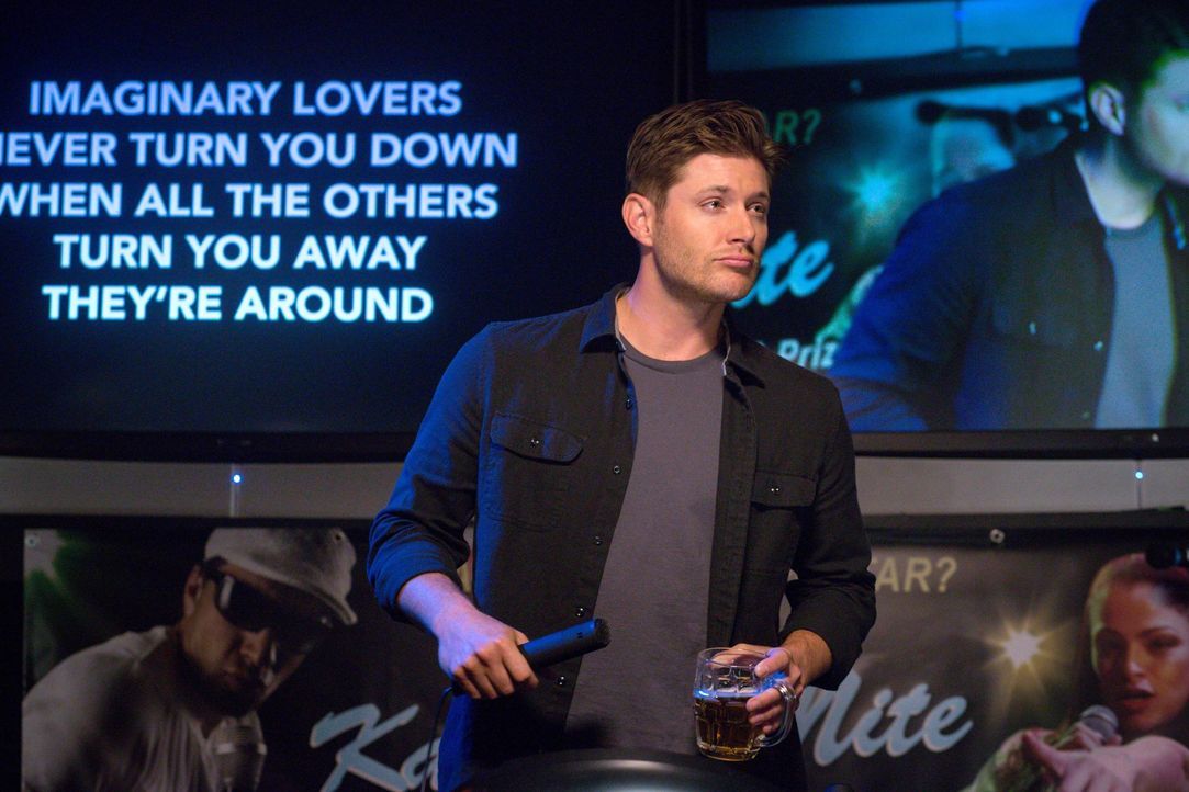 Nachdem Crowley Dean (Jensen Ackles) zu einem seiner Verbündeten gemacht hat, genießt Dean sein neues Dasein in vollen Zügen. Doch Sam will ihn nich... - Bildquelle: 2016 Warner Brothers