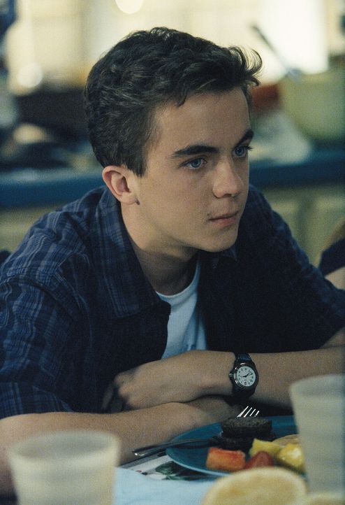 Gemeinsam mit Reese und Dewey versucht Malcolm (Frankie Muniz) alles, um den alten Francis hervorzulocken ... - Bildquelle: TM +   2000 Twentieth Century Fox Film Corporation. All Rights Reserved.
