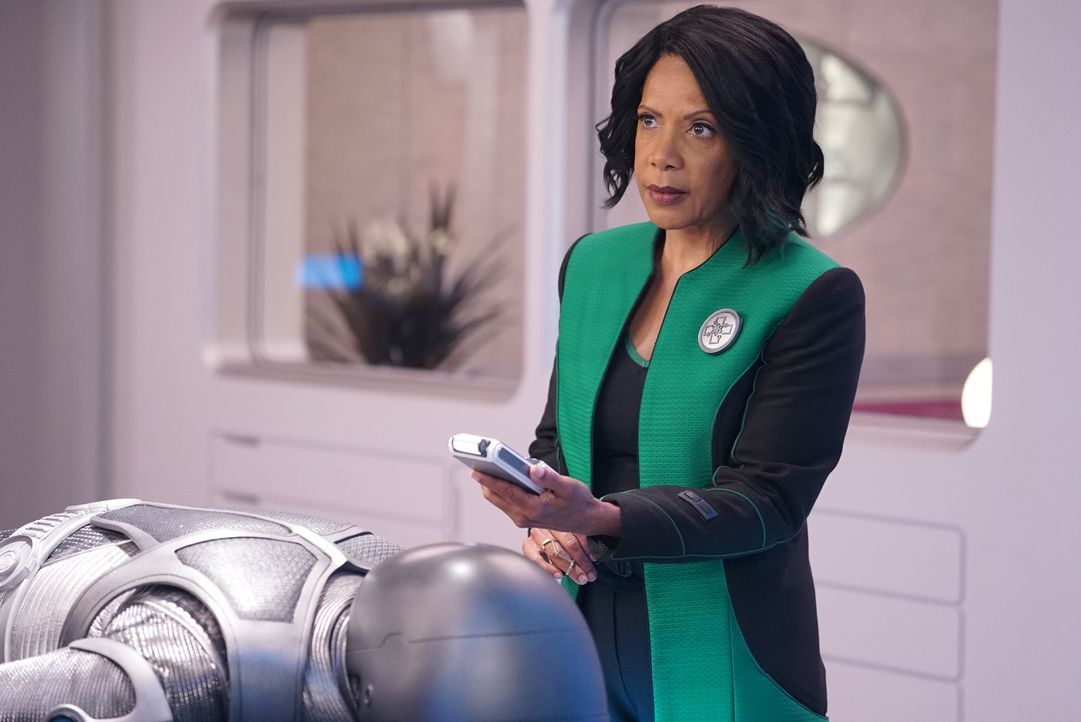 Isaac (Mark Jackson, l.); Dr. Claire Finn (Penny Johnson Jerald, r.) - Bildquelle: Kevin Estrada 2019 Twentieth Century Fox Film Corporation. All rights reserved. / Kevin Estrada