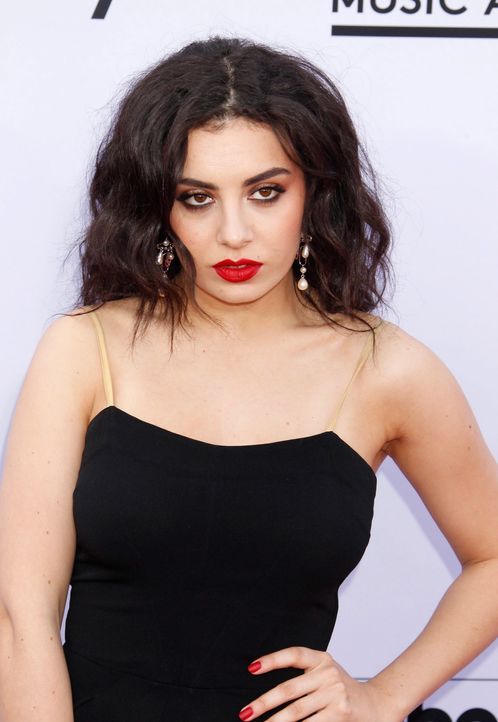 Billboard-Awards-150517-CharliXCX14-dpa - Bildquelle: dpa