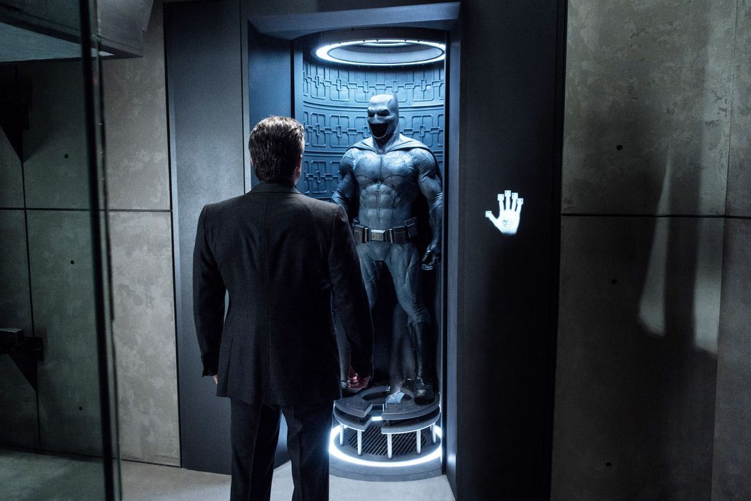 Batman-vs-Superman-Dawn-of-Justice-17-WARNER-BROS-ENTERTAINMENT-INC - Bildquelle: 2014 Warner Bros. Entertainment Inc