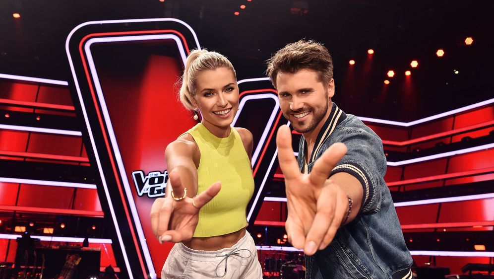 The Voice 2020 Lena Gercke Moderiert Wieder Das Halbfinale