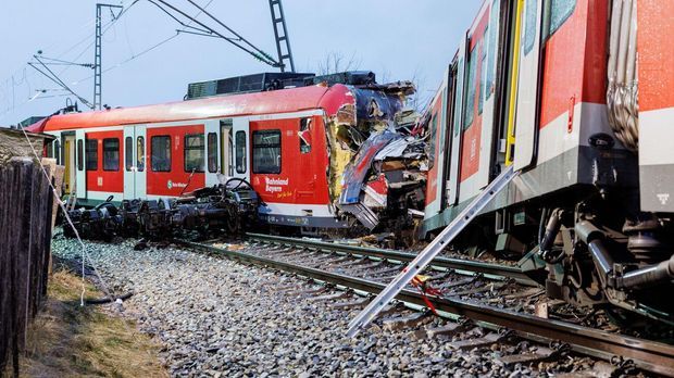 S-Bahn-Unglück: Menschliches Versagen als mögliche Ursache