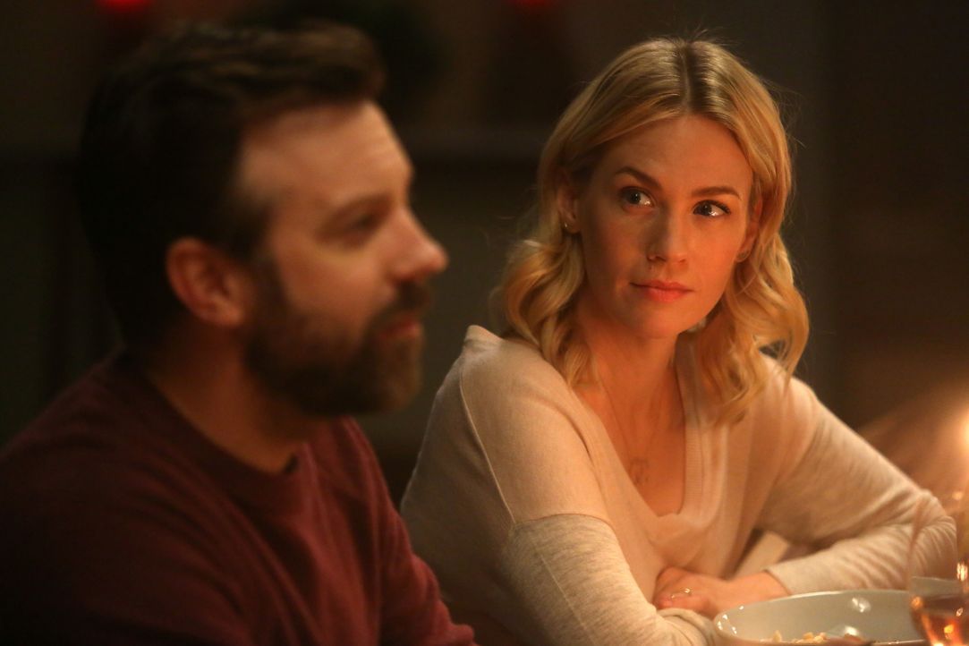Melissa (January Jones, r.) ist sofort fasziniert von Tandys Bruder Mike (Jason Sudeikis, l.) ... - Bildquelle: 2015-2016 Fox and its related entities. All rights reserved.