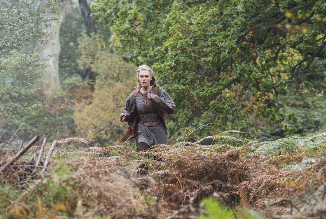 König Horik möchte seinen Plan endlich in die Tat umsetzten. Steht auch Porunn (Gaia Weiss) auf der Liste der zu tötenden? - Bildquelle: 2014 TM TELEVISION PRODUCTIONS LIMITED/T5 VIKINGS PRODUCTIONS INC. ALL RIGHTS RESERVED.