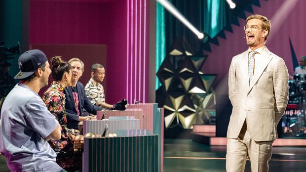 Wer Stiehlt Mir Die Show? - Wer Stiehlt Mir Die Show? - Staffel 4 Folge 3: Schafft Joko Den Hattrick?