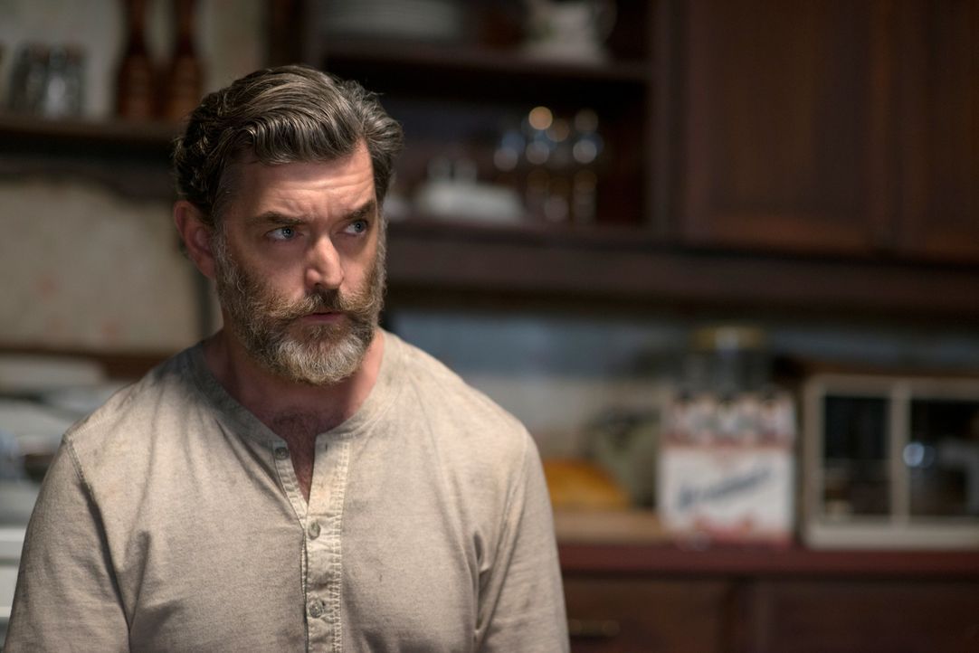 Was hat Cain (Timothy Omundson) bloß an sich, dass sogar der König der Hölle sich vor ihm fürchtet? - Bildquelle: 2013 Warner Brothers