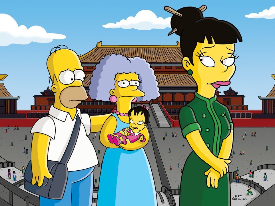 Selma (M.) entschließt sich, ein Kind zu adoptieren. Und da dies am einfachsten in China sein soll, fliegt sie mit der gesamten Familie Simpson nac... - Bildquelle: und TM Twentieth Century Fox Film Corporation - Alle Rechte vorbehalten