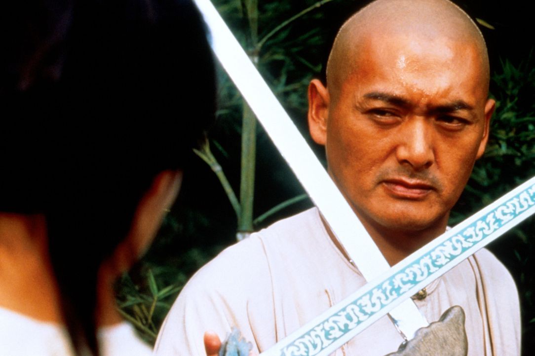 Eines Tages beschließt der legendäre Krieger Li Mu Bai (Chow Yun-Fat), sein Jade-Schwert "Grünes Schicksal" seinem Nachfolger zu übergeben. Da w... - Bildquelle: ARTHAUS Filmverleih