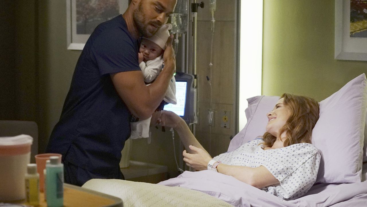 Серкан постучись. Оуэн и амелия анатомия страсти. Когда эда узнает что беременна. Когда эда узнает что беременна. Джексон и мередит анатомия страсти.