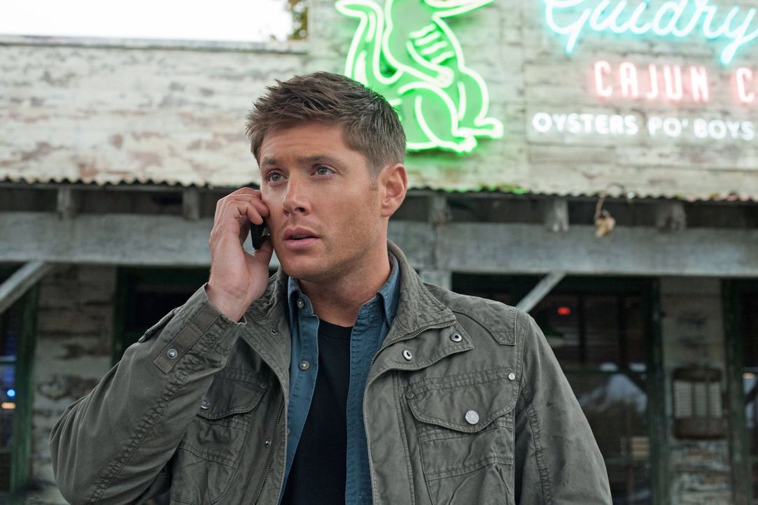 Als Dean (Jensen Ackles) Benny verteidigt, sorgt er für einigen Unmut bei Sam und Martin ... - Bildquelle: Warner Bros. Television