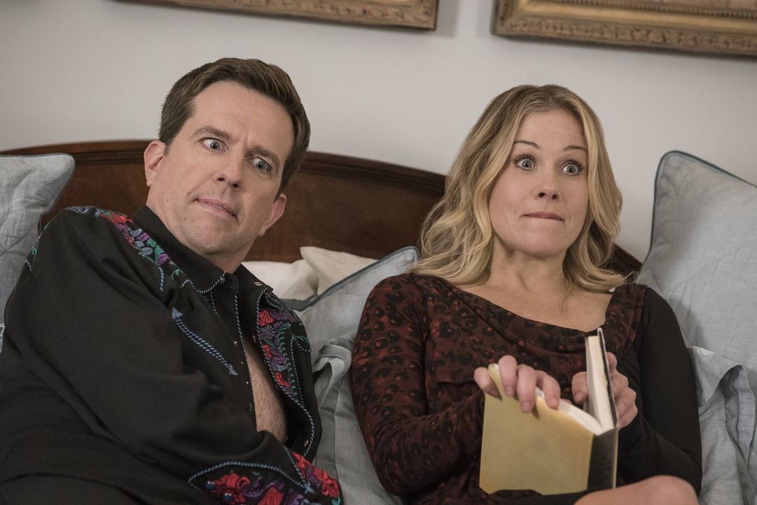 Wird der Roadtrip quer durch die USA die Beziehung zwischen Rusty (Ed Helms, l.) und Debbie (Christina Applegate, r.) wirklich verbessern oder wird... - Bildquelle: Warner Bros.