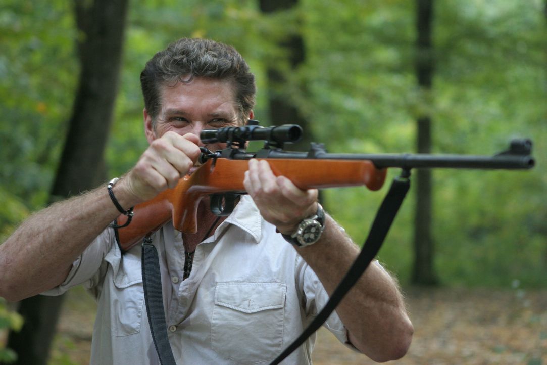 Der skrupellose Hammett (David Hasselhoff) auf der Jagd nach der Riesenanakonda ... - Bildquelle: 2008 Worldwide SPE Acquisitions Inc. All Rights Reserved.