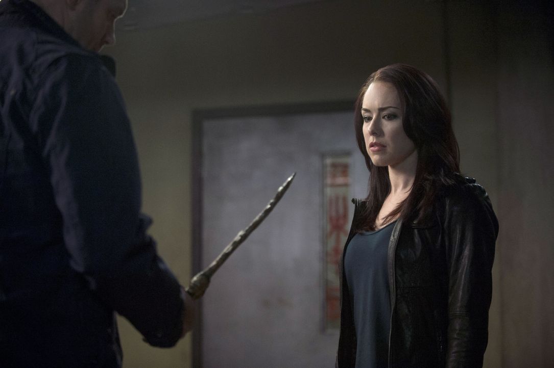 Tessa (Lindsey McKeon) ist sich sicher, dass sie ihren Auftrag direkt von Castiel erhalten hat. Doch würde dieser tatsächlich Märtyrer erschaffen, u... - Bildquelle: 2013 Warner Brothers