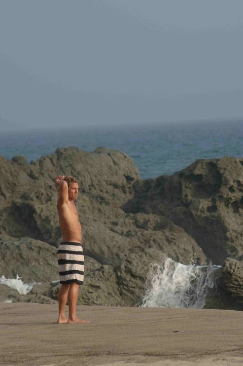 Sonne, Strand, hübsche Mädchen und Wellen - mehr braucht ein Surfer nicht! Doch was macht ein Wellenreiter, wenn es keine Wellen gibt? Vor diesem Pr... - Bildquelle: Licensed by The Weinstein Company
