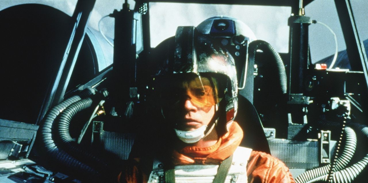 Aufgrund seiner übersinnlichen Kraft spürt Luke Skywalker (Mark Hamill), dass seine Freunde in großer Gefahr schweben ... - Bildquelle: Lucasfilm LTD. & TM. All Rights Reserved.