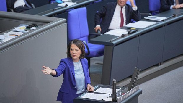 Bundestag beschließt neue Corona-Regelungen