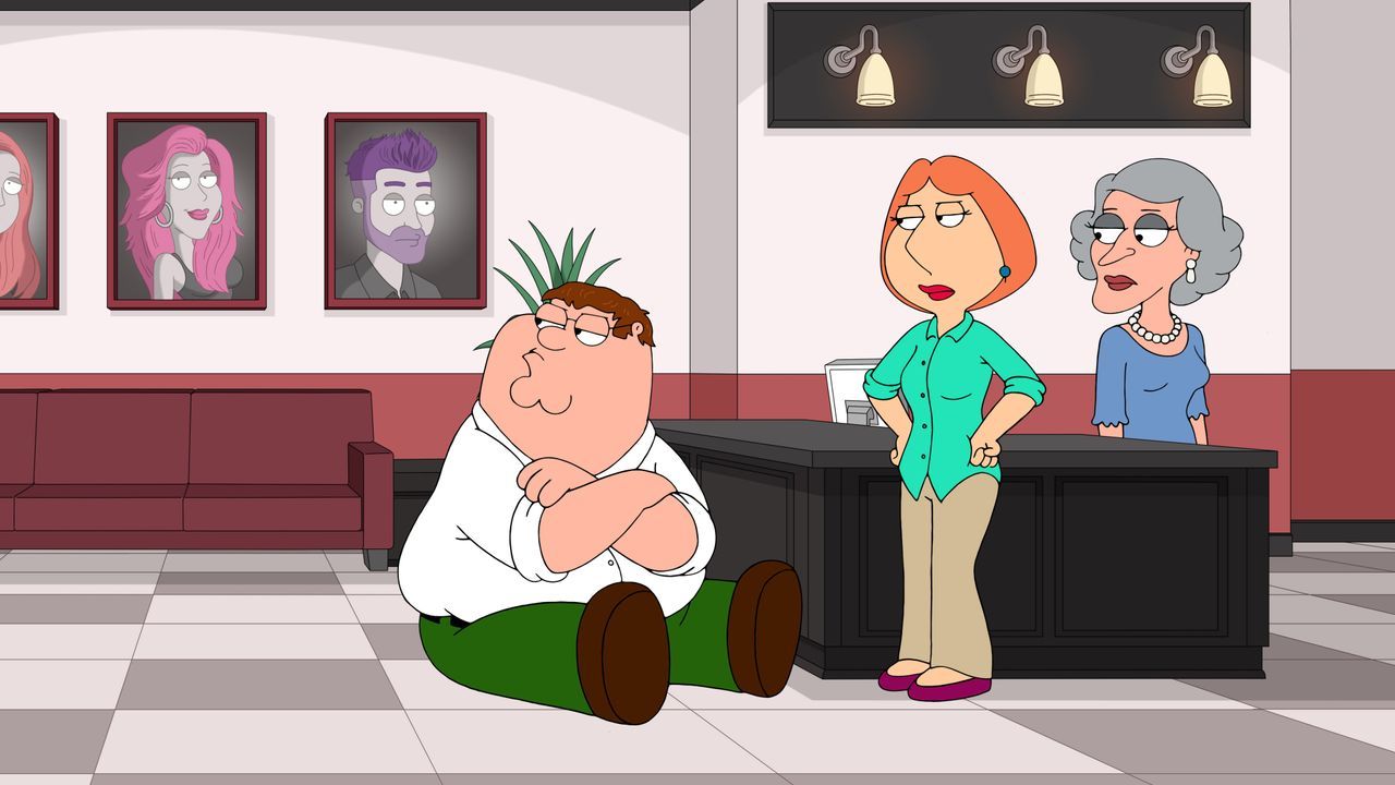 (v.l.n.r.) Peter Griffin; Lois Griffin; Rezeptionistin - Bildquelle: 2021-2022 Fox Broadcasting Company, LLC. All rights reserved.