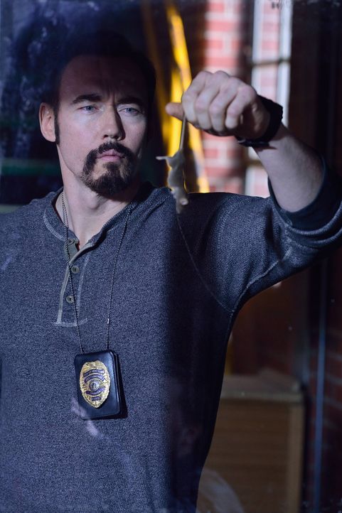 Bei seinem Job macht Vasiliy Fet (Kevin Durand) niemand etwas vor, doch schon bald wird sich nicht nur seine Arbeit ändern ... - Bildquelle: 2014 Fox and its related entities. All rights reserved.