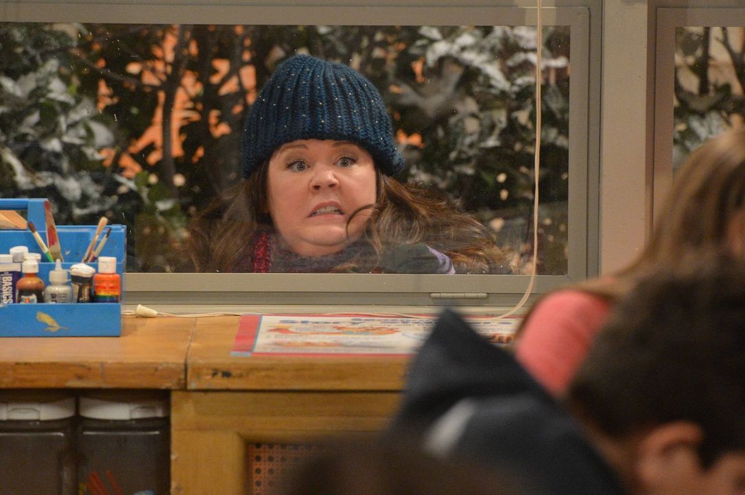 Entscheidet sich dafür, erst einmal eine Pause vom Bücherschreiben zu nehmen: Molly (Melissa McCarthy) ... - Bildquelle: Warner Brothers
