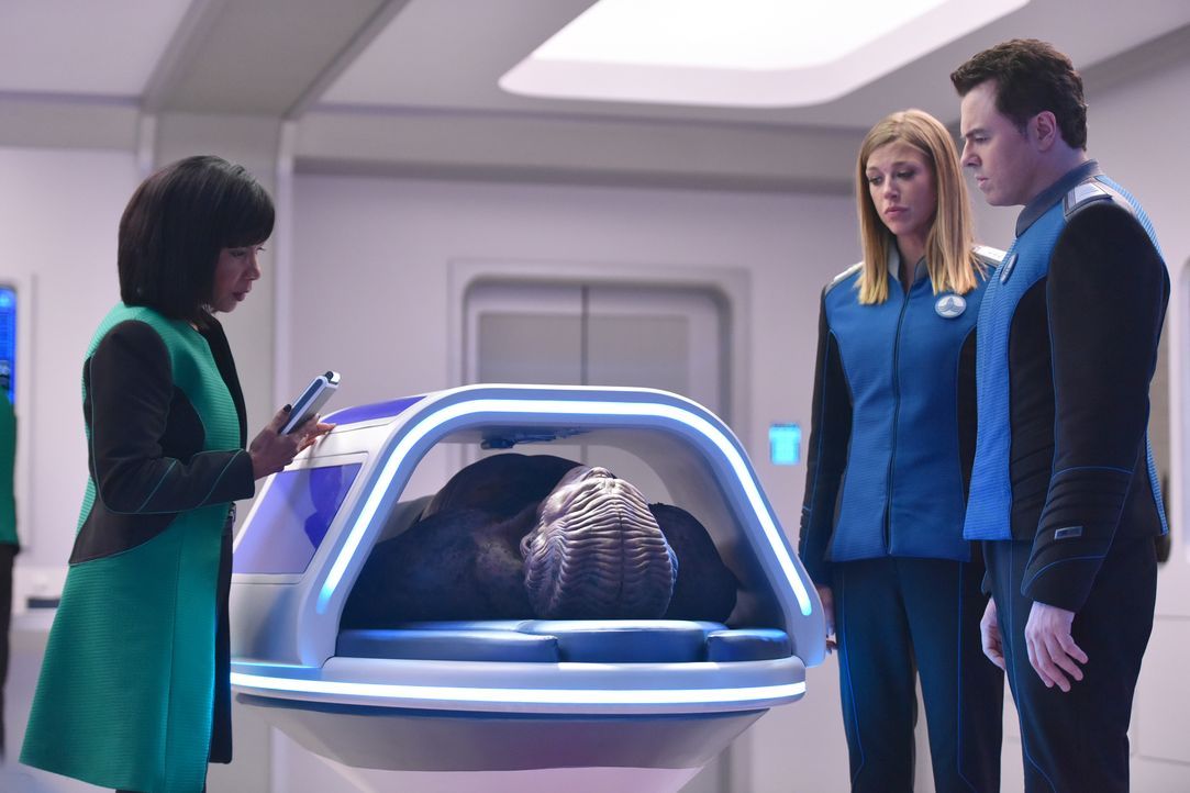(v.l.n.r.) Dr. Claire Finn (Penny Johnson Jerald); Lieutenant Commander John LaMarr (J. Lee); Commander Kelly Grayson (Adrianne Palicki); Captain Ed... - Bildquelle: Michael Becker 2019 Twentieth Century Fox Film Corporation. All rights reserved. / Michael Becker