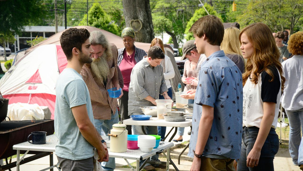 под куполом макс. безумный макс 3: под куполом грома (1985). сериал под куполом колин форд. сериал под куполом колин форд. под куполом макс.