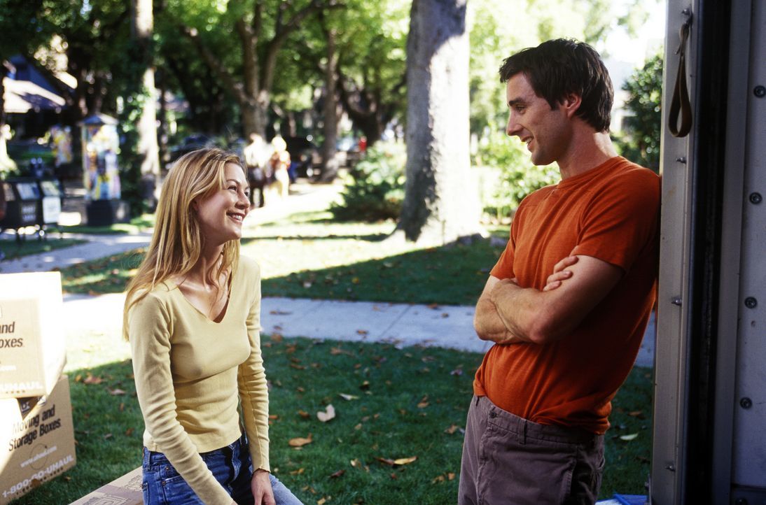 Schon bald hat sich Mitch (Luke Wilson, r.) bis über beide Ohren in die liebenswerte Nicole (Ellen Pompeo, l.) verliebt ... - Bildquelle: DreamWorks SKG