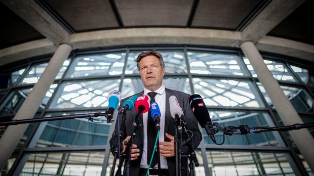 Trotz Russen-Gas: Habeck verkündet weiteres Energiespar-Paket