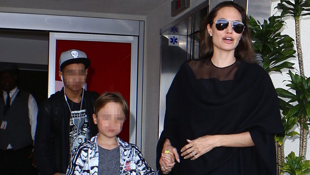Angelina Jolie Lenkt Kinder Ab Shopping An Brad Pitts Geburtstag