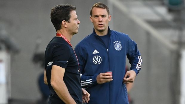 Bierhoff über Neuer: Vergleiche mit Kahn oder Lehmann schwierig