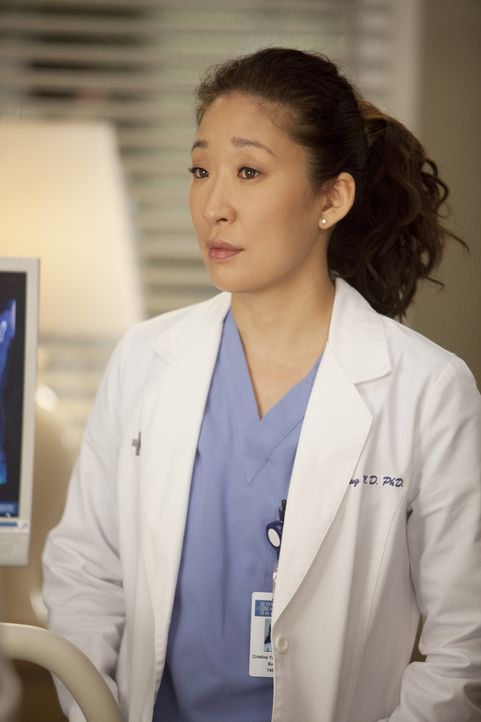 Muss eine Entscheidungen über ihr Leben nach der Facharztausbildung treffen: Cristina (Sandra Oh) ... - Bildquelle: Touchstone Television