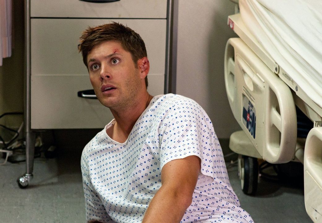 Findet sich im Leviathan-Krankenhaus wieder: Dean (Jensen Ackles) ... - Bildquelle: Warner Bros. Television