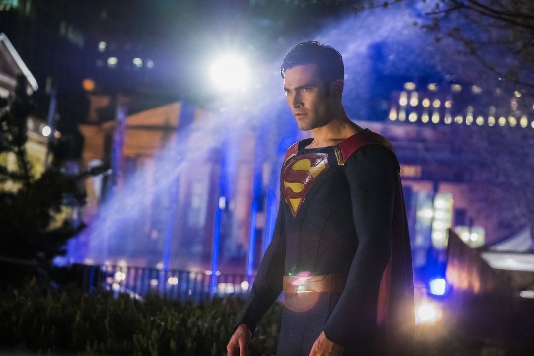 Die Rückkehr von Superman (Tyler Hoechlin) scheint nicht alle zu begeistern ... - Bildquelle: 2016 Warner Brothers