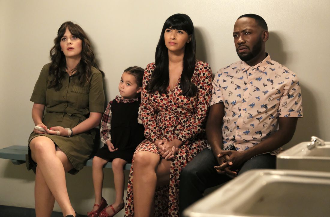 Sind froh, nach sechs Monaten endlich wieder zusammen zu sein: Jess (Zooey Deschanel, l.), Ruth (Danielle und Rhiannon Rockoff, 2.v.l.), Cece (Hanna... - Bildquelle: 2018 Fox and its related entities. All rights reserved.